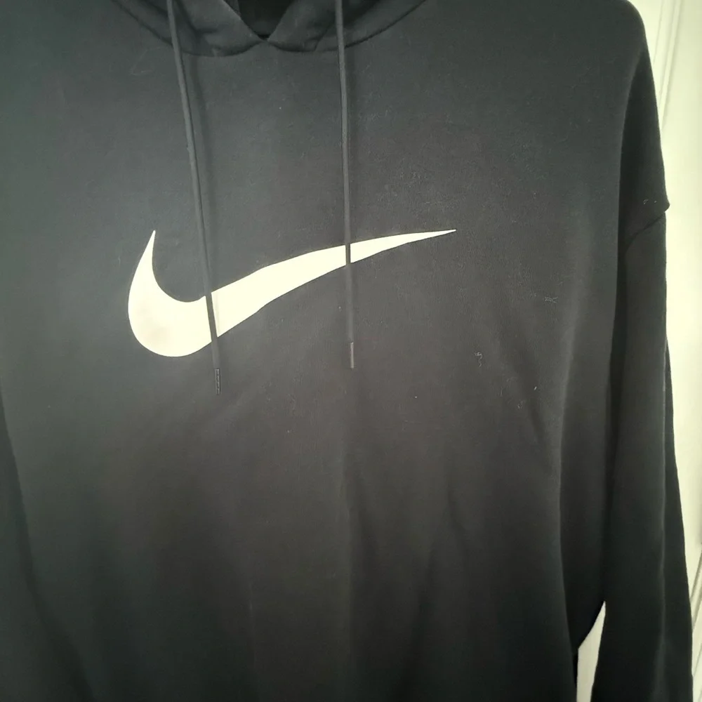 Nike classic black